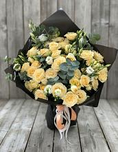 Букет цветов из:  Розы и Лизиантусы в Власихе Алтайский край