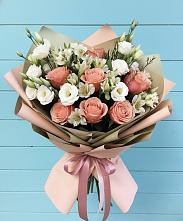 Букет цветов из:  Розы, Альстромерии и Лизиантусы в Власихе Алтайский край