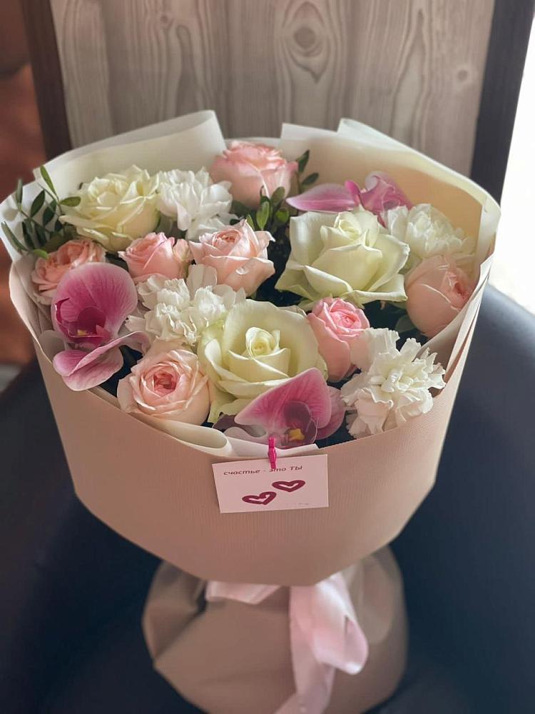 Букет цветов из: Орхидеи, Розы и Гвоздики в Власихе Алтайский край