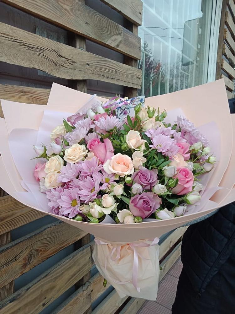 Букет цветов из: Розы и Хризантемы в Власихе Алтайский край