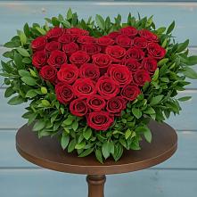 Цветочная композиция из Розы в виде сердца в Власихе Алтайский край