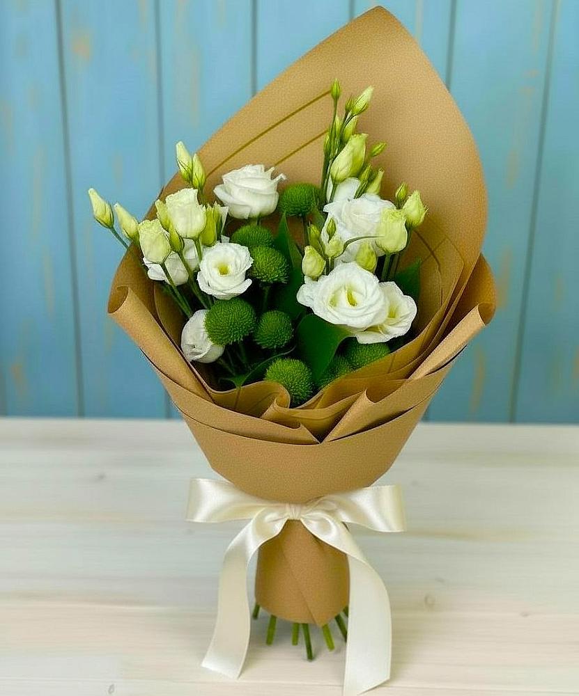 Букет цветов из: Хризантемы и Лизиантусы в Власихе Алтайский край