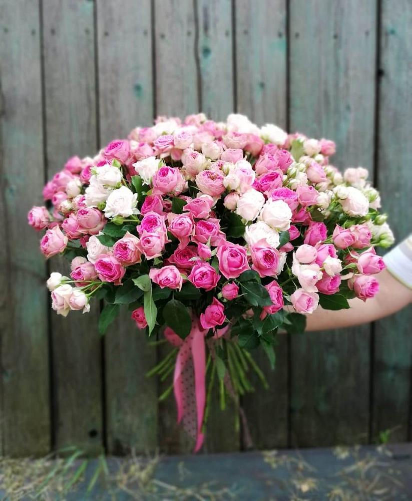 Букет Розовые кустовые розы Натали и Лав Лидия в Власихе Алтайский край