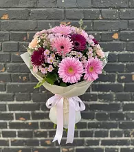 Букет цветов из:  Герберы и Хризантемы в Власихе Алтайский край