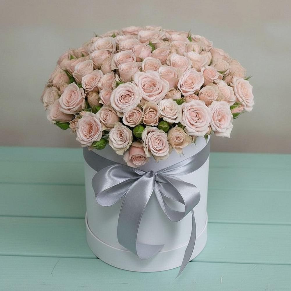 Цветочная композиция из Розы в шляпной коробке в Власихе Алтайский край